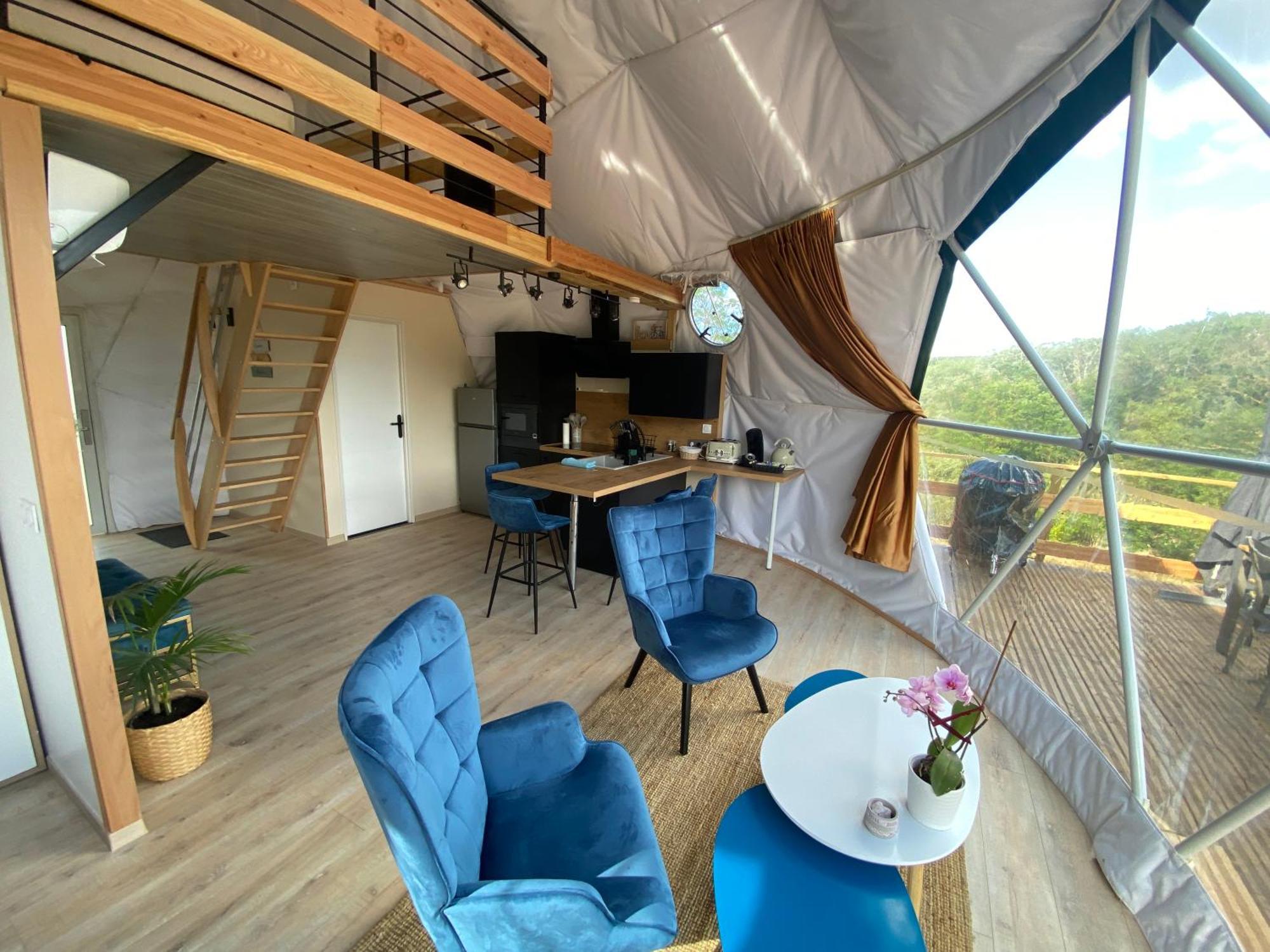 Bulle De L'Escale Coconing Avec Jacuzzi Privatif Villa Durban-Corbieres Exterior photo